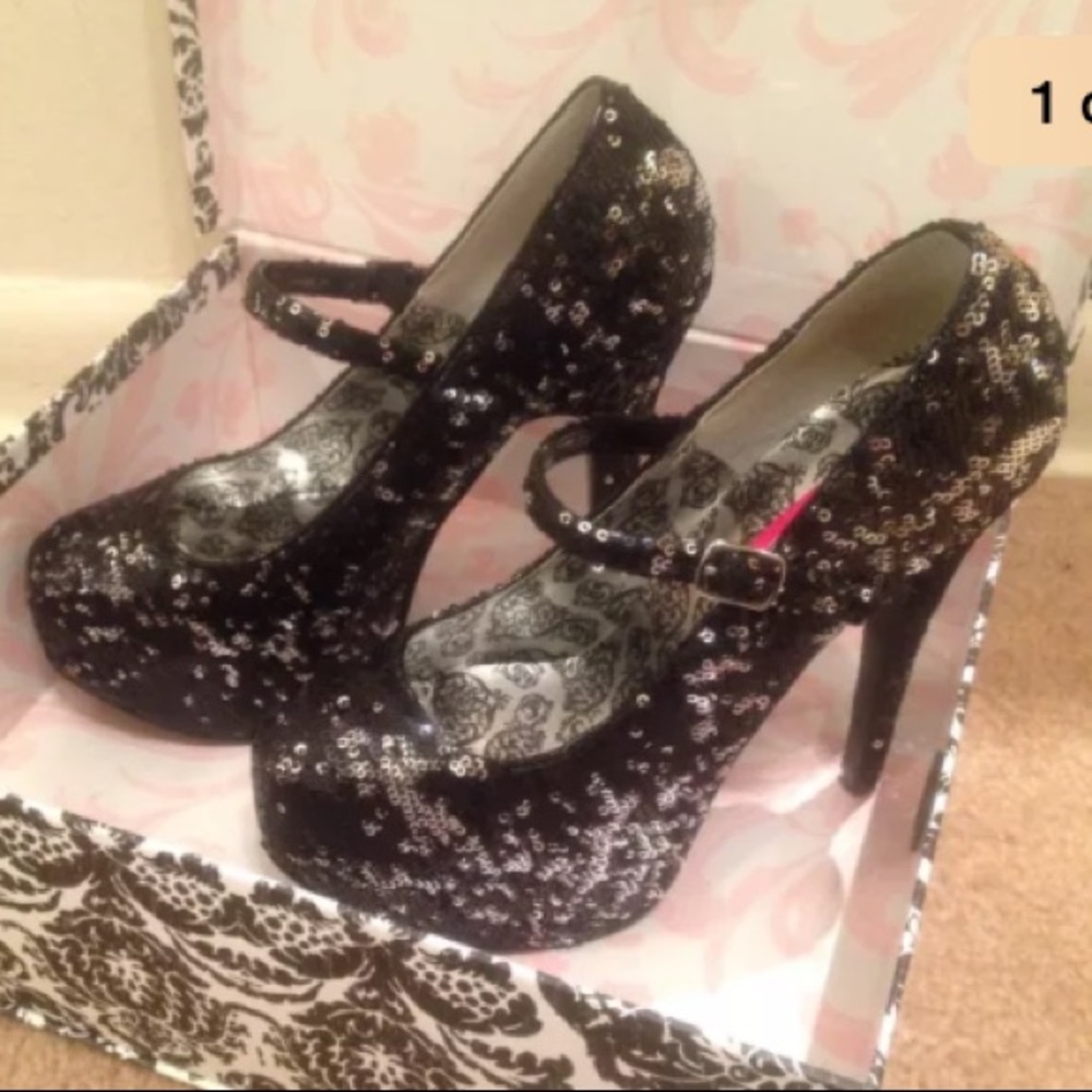 🤩 Stiletto Heels🤩